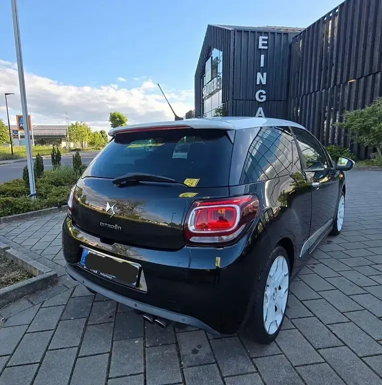 Gebraucht Citroën DS3 Sport Chic 156 PS (114 kW) 2014 Schwarz Kleinwagen