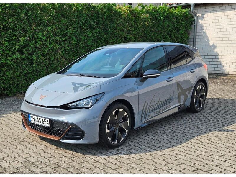 Vaporgrau Gebraucht 2023 Cupra Born Kleinwagen | 30.500 € (Etwas zu teuer) - Bild 1/4