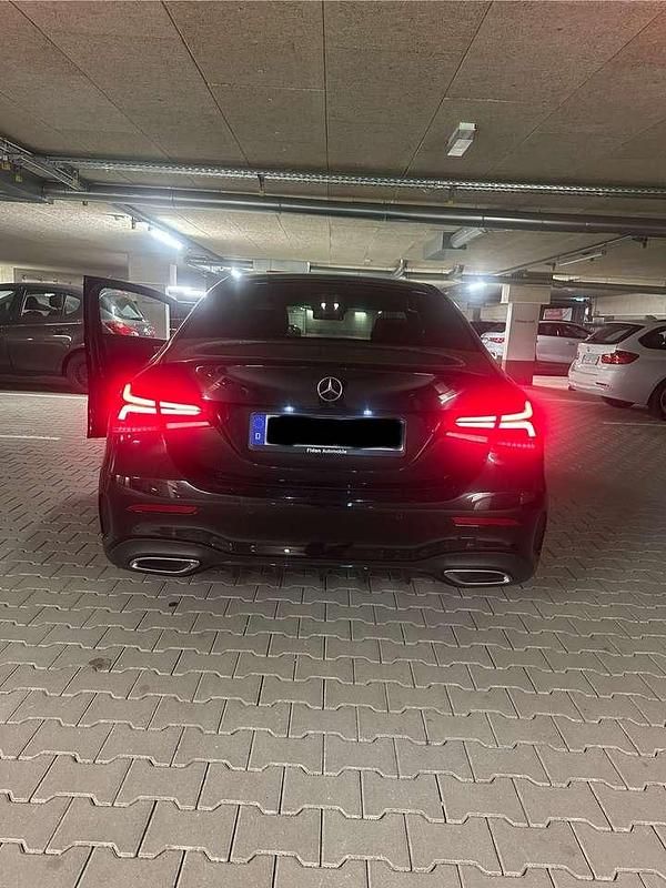 Gebraucht Mercedes A180 Advanced 116 PS (85 kW) 2021 Limousine