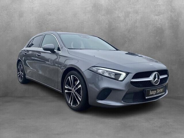 Gebraucht Mercedes A180 Progressive 136 PS (100 kW) 2020 Grau Limousine