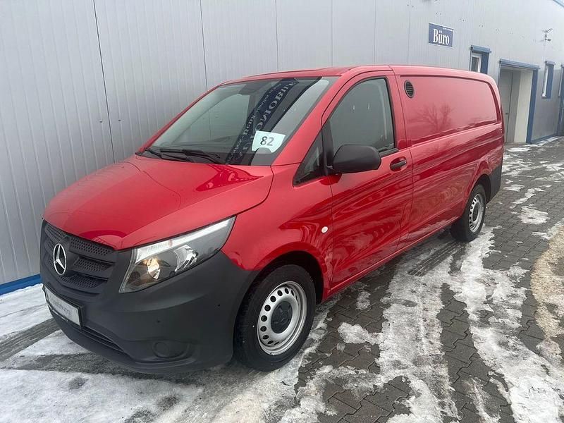 Gebraucht Mercedes Vito 102 PS (75 kW) 2020 3589 lackfarbe jupiterrot mb35 Van