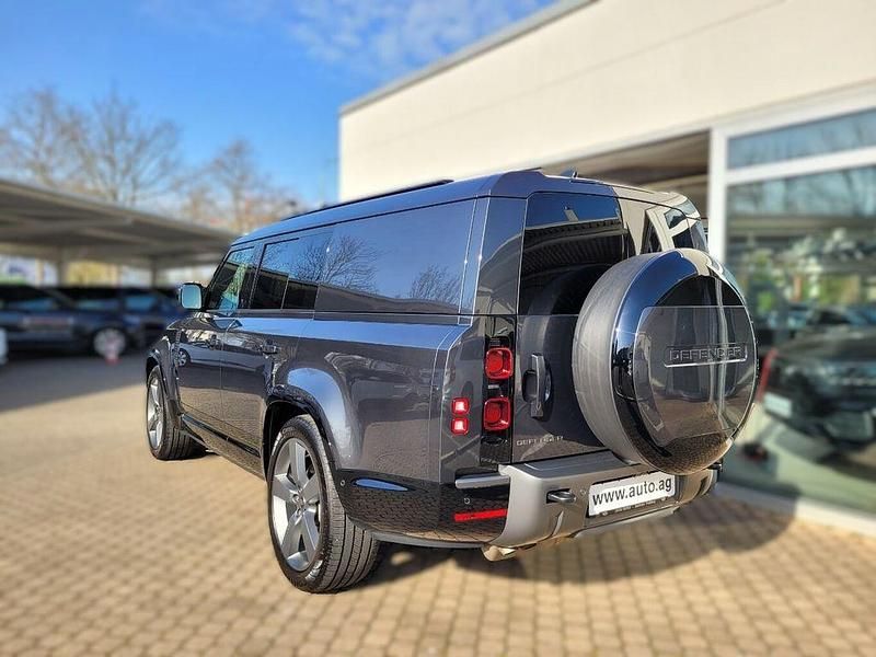 Gebraucht Land Rover Defender 300 PS (220 kW) 2023 Carpathian grey metallic SUV