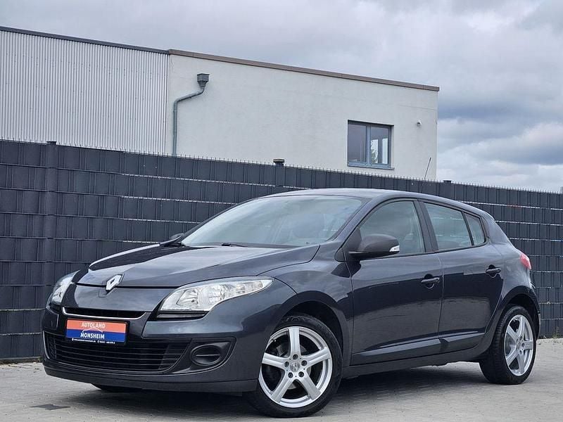 Schwarz Gebraucht 2012 Renault Mégane III Limousine | 2.950 € (Superpreis) - Bild 1/4