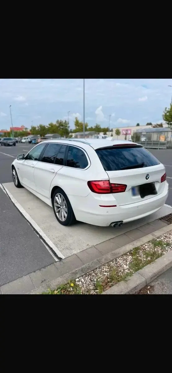 Gebraucht BMW 520 184 PS (135 kW) 2012 Weiß Kombi