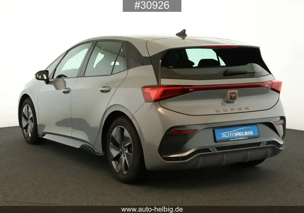 Używany Cupra Born 150 kW (204 KM) 2023 Szary Hatchback