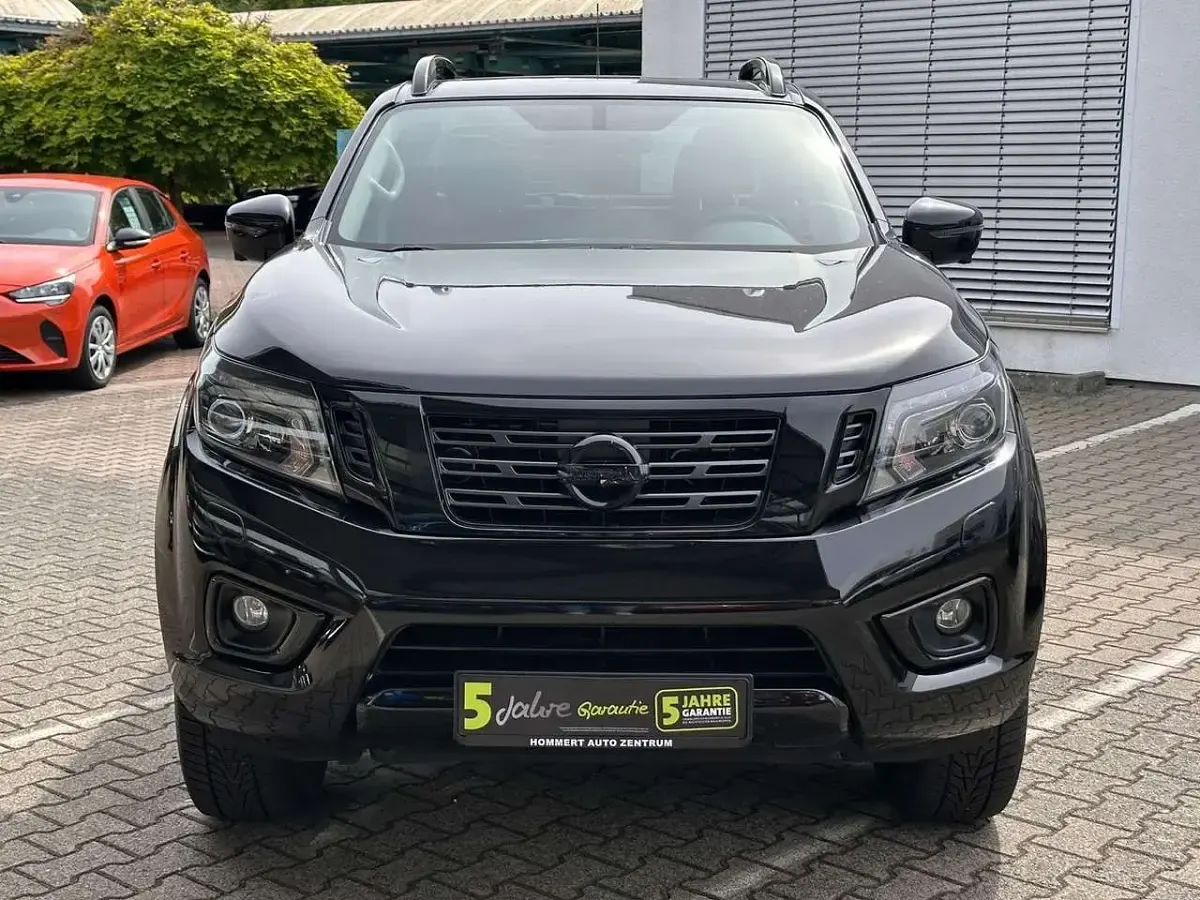 Gebraucht Nissan Navara N-Guard 190 PS (139 kW) 2021 Schwarz Pickup