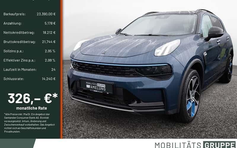 Blue, shiny black roof Gebraucht 2023 Lynk & Co 01 SUV | 23.390 € (Guter Preis) - Bild 1/4