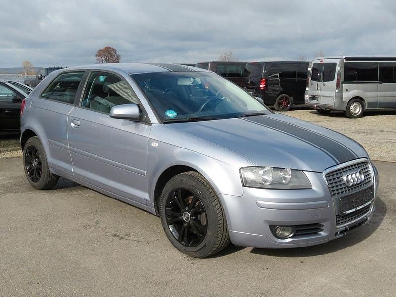 Gebraucht Audi A3 Attraction 102 PS (75 kW) 2007 Silber Kleinwagen