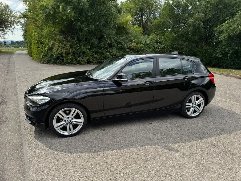 Gebraucht BMW 120 184 PS (135 kW) 2017 Schwarz Limousine