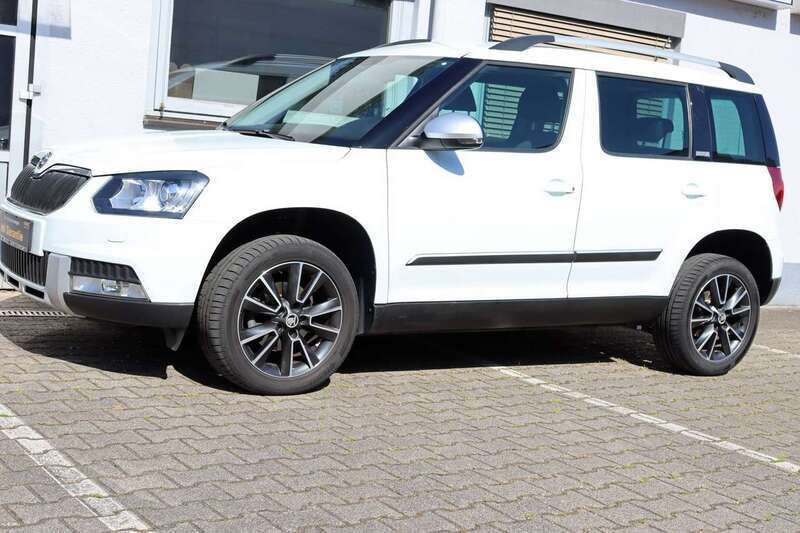 Laserweiss Gebraucht 2015 Skoda Yeti Adventure SUV | 13.290 € (Fairer Preis) - Bild 1/4