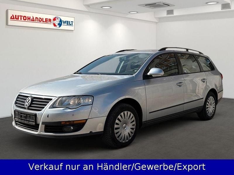 Second-hand VW Passat 140 CP (102 kW) 2010 Argintiu Break