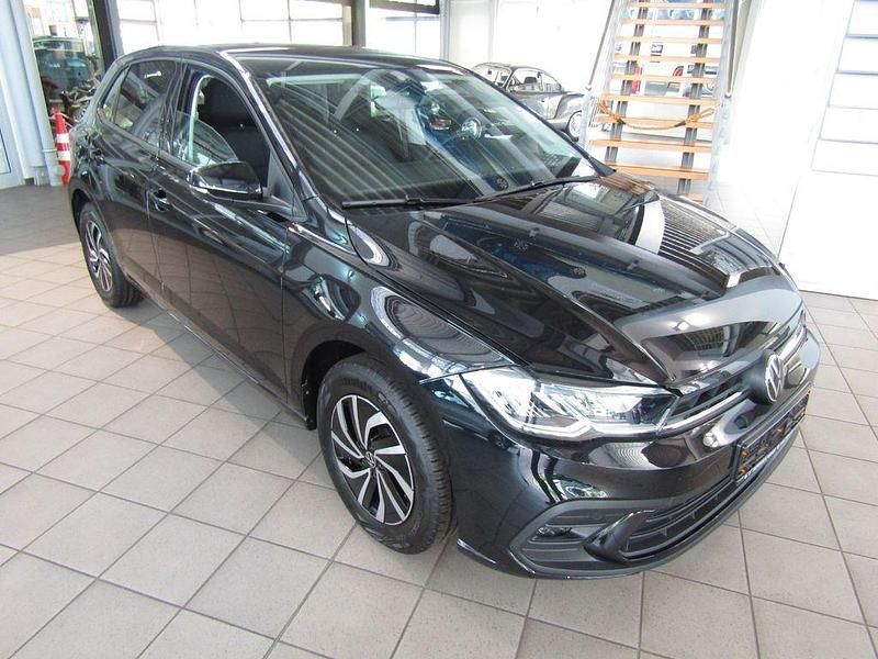 Schwarz Neu 2025 VW Polo R Limousine | 22.990 € (Fairer Preis) - Bild 1/4