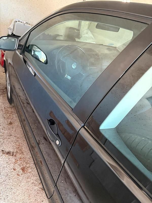 Second-hand VW Polo 60 CP (44 kW) 2007 Negru Hatchback