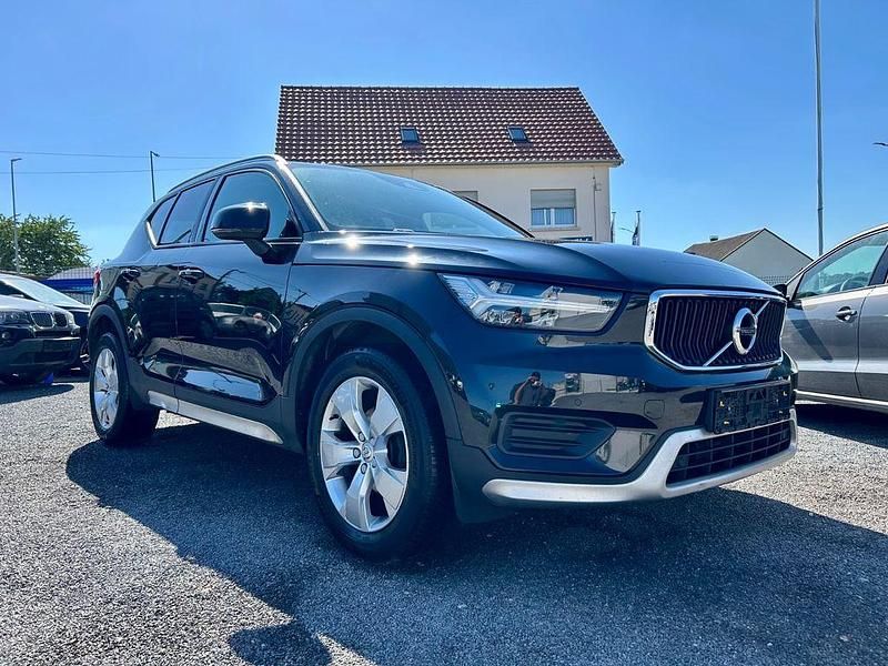 Schwarz Gebraucht 2019 Volvo XC40 Momentum SUV | 16.790 € (Teuer) - Bild 1/4