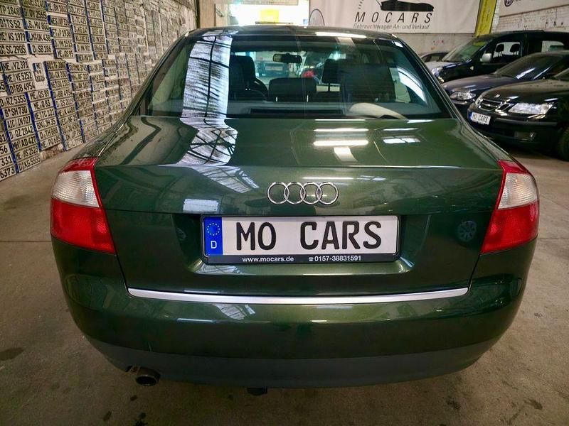 Gebraucht Audi A4 131 PS (96 kW) 2001 Grün Limousine