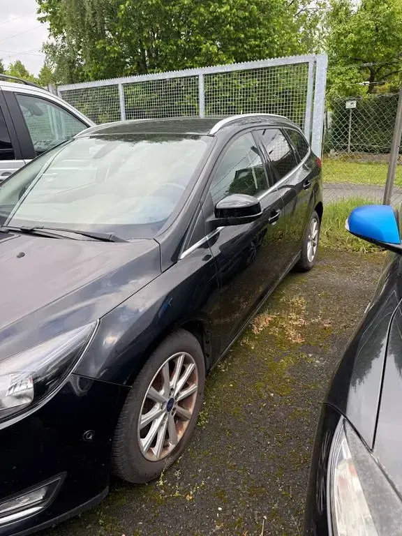 Usata Ford Focus Titanium 125 CV (91 kW) 2015 Nero Berlina