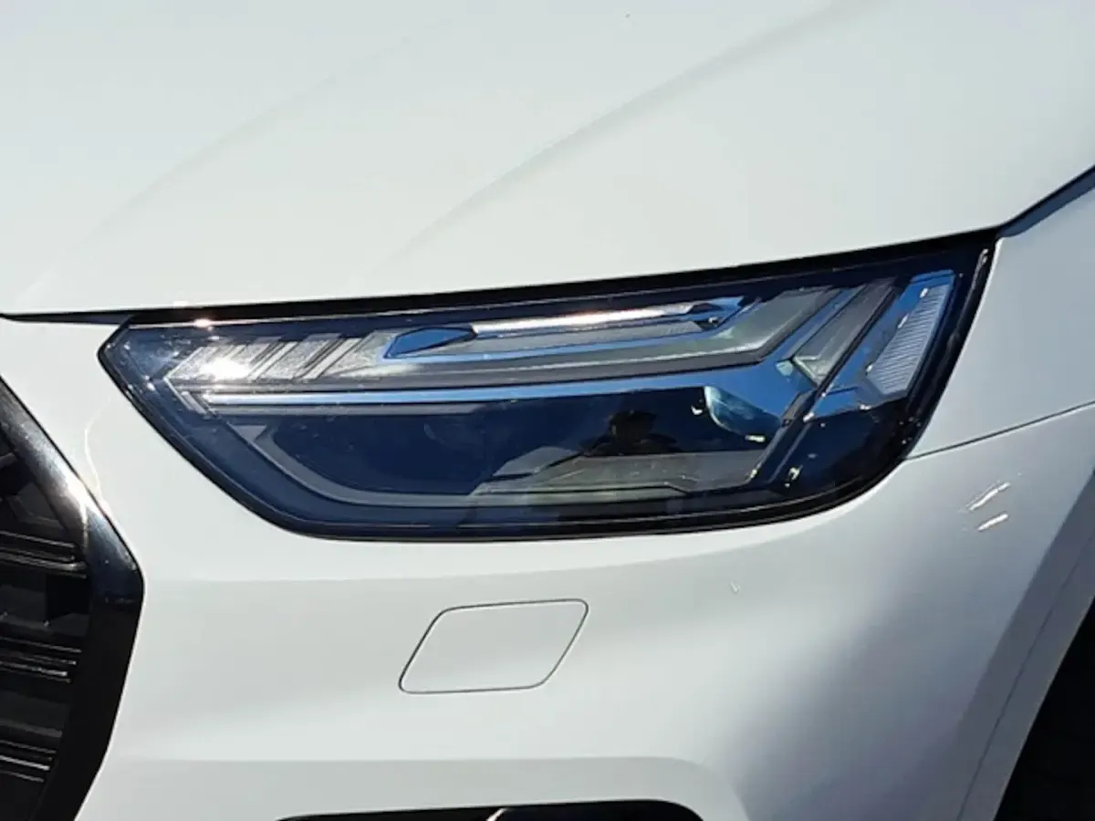 Gebraucht Audi Q5 S-Line 286 PS (210 kW) 2023 Gletscherweiß metallic SUV