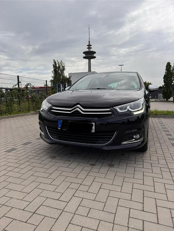 Schwarz Gebraucht 2016 Citroën C4 Kleinwagen | 8.000 € (Fairer Preis) - Bild 1/4