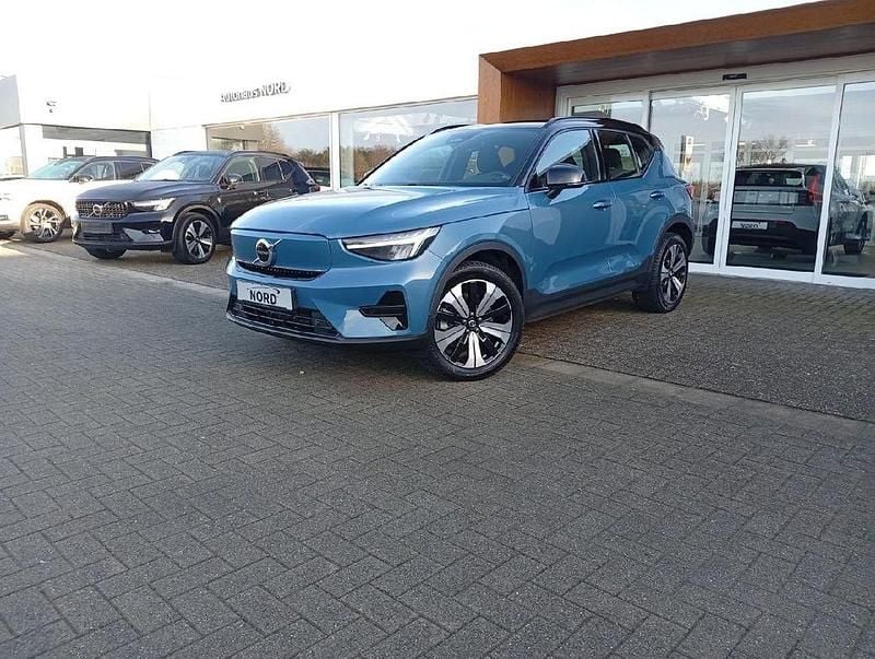 Gebraucht Volvo XC40 Core 169 kW (231 PS) 2022 Fjord blue / metallic SUV