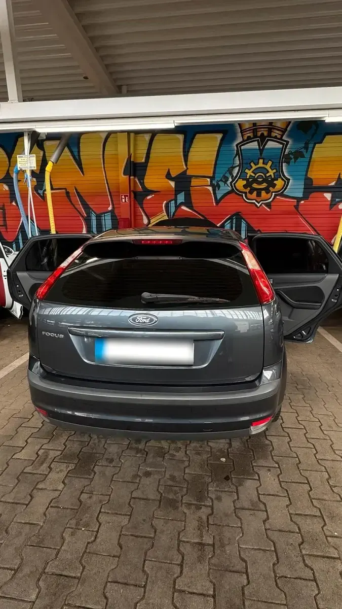 Gebraucht Ford Focus 145 PS (106 kW) 2006 Blau Limousine