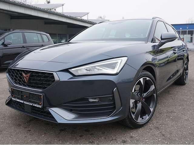 Gebraucht Cupra Leon 204 PS (150 kW) 2024 Magnetic tech grau metallic Kombi