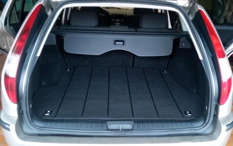 Gebraucht Ford Mondeo 96 PS (70 kW) 2003 Schwarz Limousine