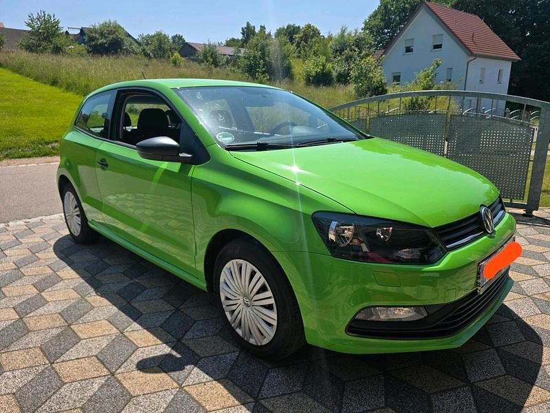 Grün Gebraucht 2014 VW Polo Kleinwagen | 5.700 € (Fairer Preis) - Bild 1/4