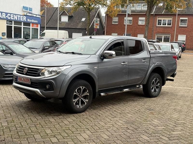 Grau Gebraucht 2018 Fiat Fullback Launch Edition Abholung | 12.999 € (Guter Preis) - Bild 1/4