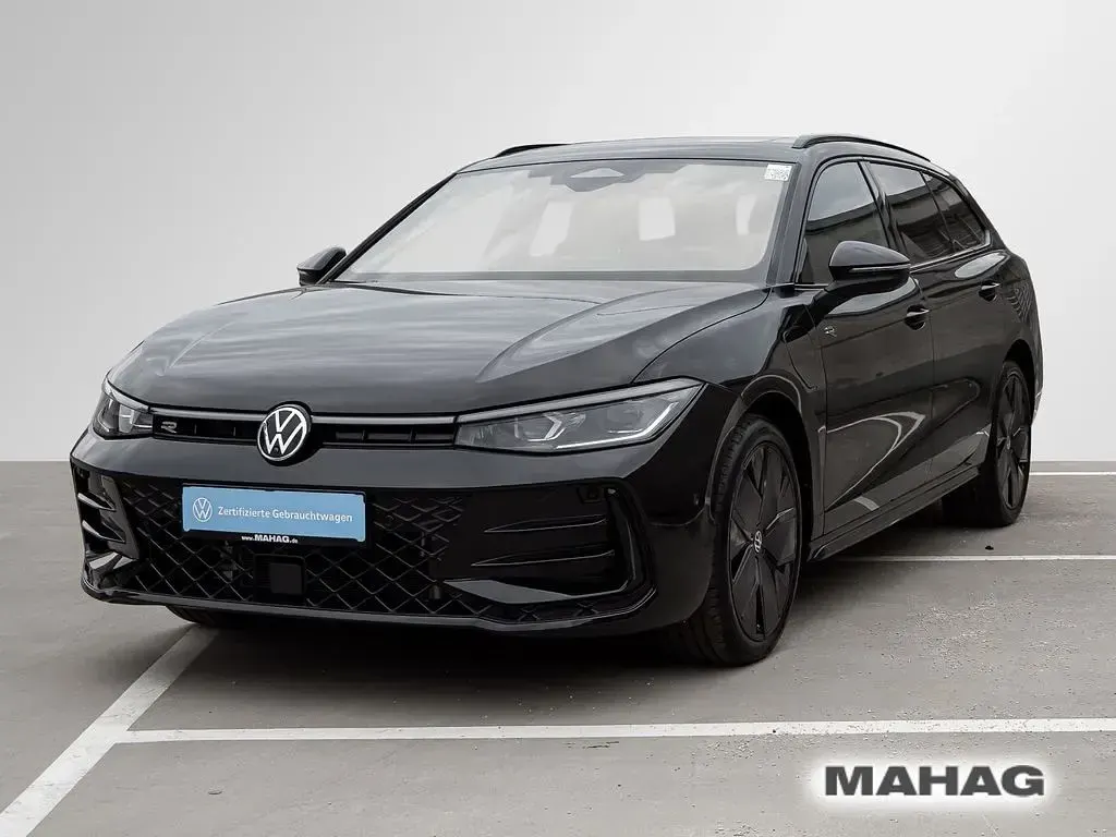 Gebraucht VW Passat IQ Drive 177 PS (130 kW) 2024 Schwarz Kombi