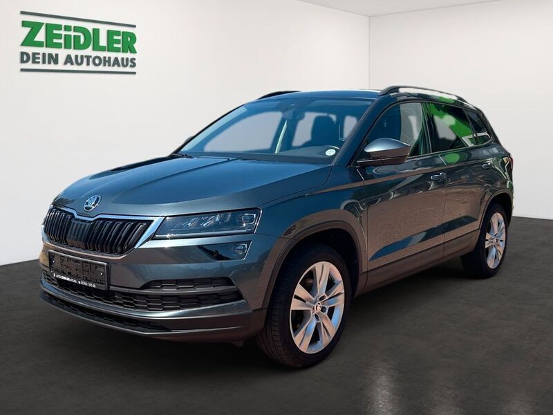 Quarz grau Gebraucht 2018 Skoda Karoq Style SUV | 20.950 € (Fairer Preis) - Bild 1/4