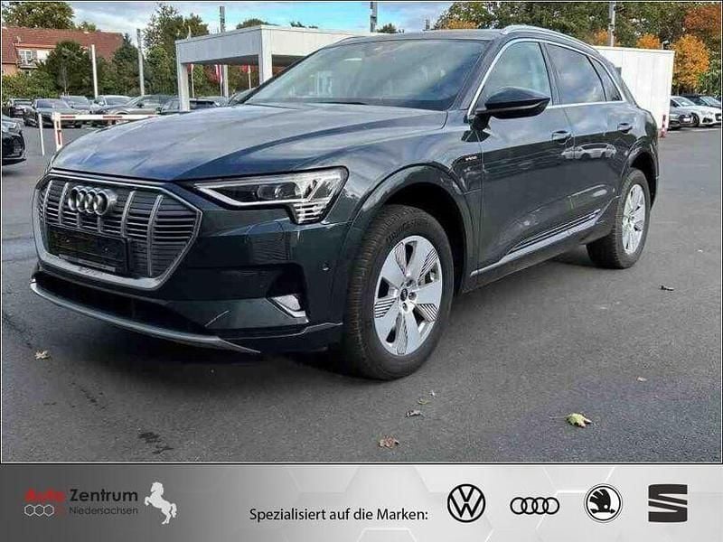 Manhattan gray metallic Gebraucht 2022 Audi e-tron Advanced SUV | 32.470 € (Etwas zu teuer) - Bild 1/3