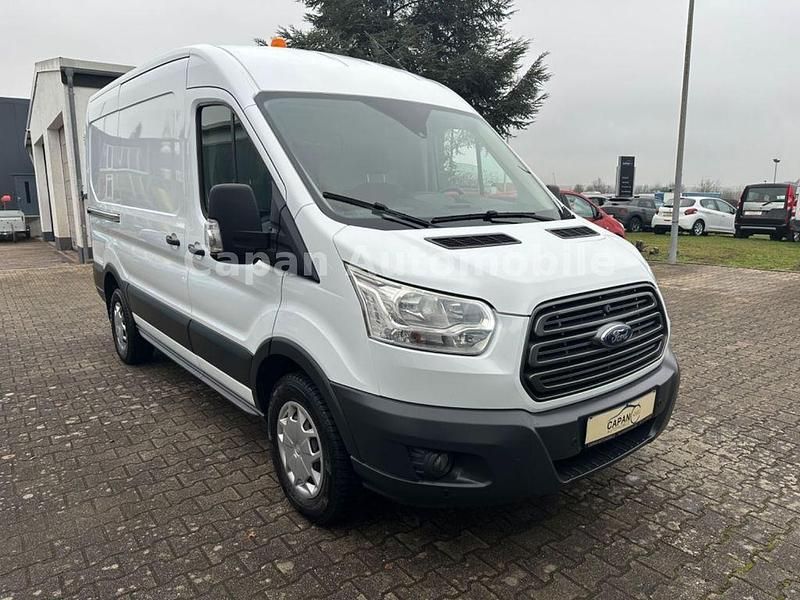 Weiß Gebraucht 2017 Ford Transit Trend Van / Kleinbus | 15.400 € (Superpreis) - Bild 1/4