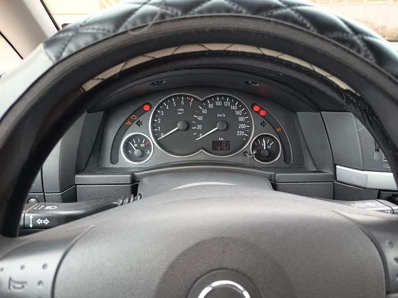 Gebraucht Opel Meriva 90 PS (66 kW) 2005 Grau Van / Kleinbus