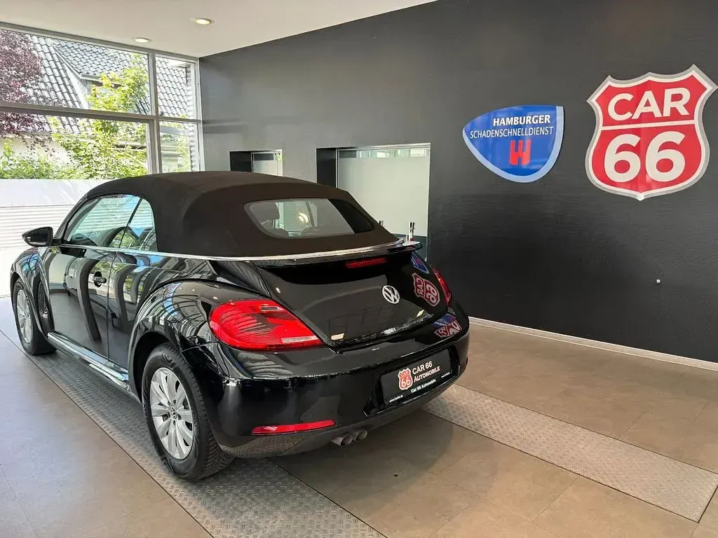 Gebraucht VW Beetle Cabriolet Design 160 PS (117 kW) 2014 Schwarz Cabrio