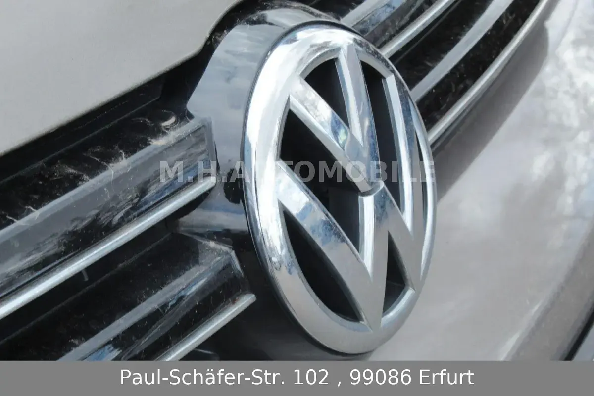 Gebraucht VW Golf VI Style 105 PS (77 kW) 2011 Braun Kleinwagen
