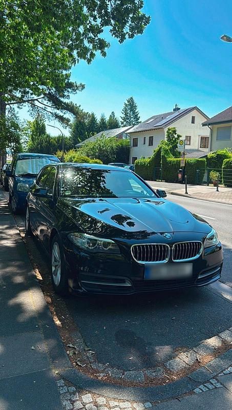 Gebraucht BMW 520 184 PS (135 kW) 2013 Schwarz Kombi