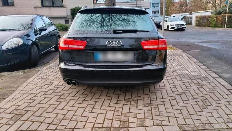 Gebraucht Audi A6 177 PS (130 kW) 2013 Schwarz Kombi