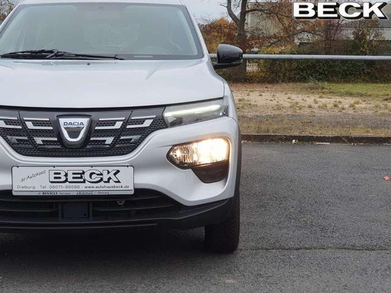 Gebraucht Dacia Spring Comfort Plus 33 kW (45 PS) 2022 Diamantsilbergrau Kleinwagen