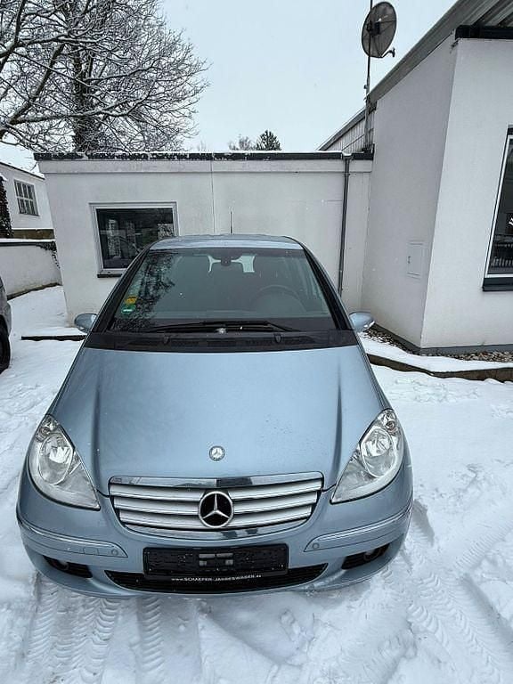 Blau Gebraucht 2007 Mercedes A170 Elegance Van / Kleinbus | 2.900 € (Guter Preis) - Bild 1/4