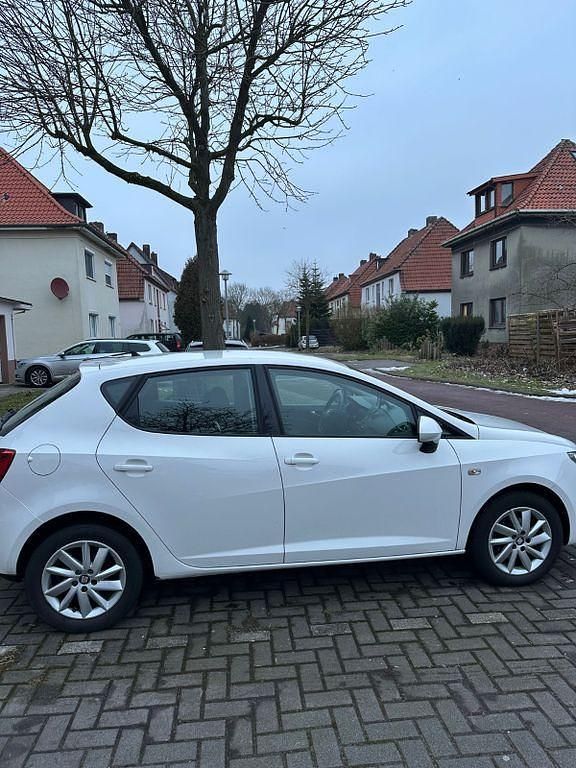 Gebraucht Seat Ibiza Style 105 PS (77 kW) 2015 Weiß Limousine