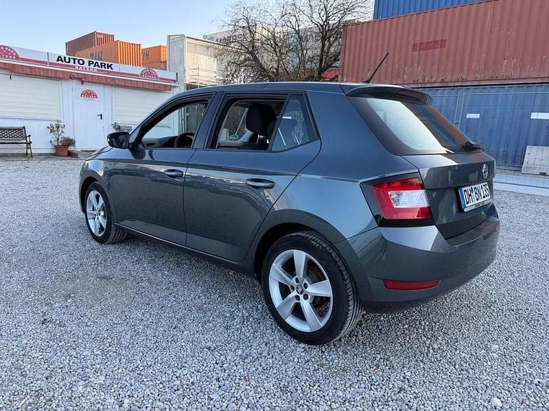 Gebraucht Skoda Fabia Cool Plus 75 PS (55 kW) 2019 Grau Limousine