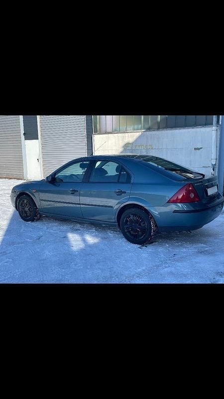 Gebraucht Ford Mondeo 145 PS (106 kW) 2002 Grün Limousine
