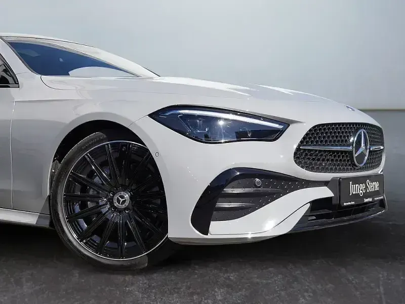 Gebraucht Mercedes CLE220 AMG 197 PS (144 kW) 2025 Grau Coupé
