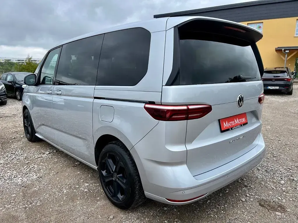 Używany VW T7 150 KM (110 kW) 2024 Srebrny Van