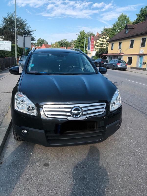 Schwarz Gebraucht 2010 Nissan Qashqai +2 SUV | 6.500 € (Fairer Preis) - Bild 1/4
