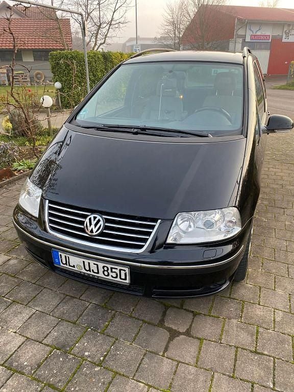 Gebraucht VW Sharan Sportline 140 PS (102 kW) 2010 Schwarz Van / Kleinbus