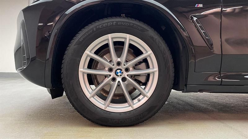 Gebraucht BMW X3 Efficient Dynamics 190 PS (139 kW) 2024 Saphirschwarz metallic SUV