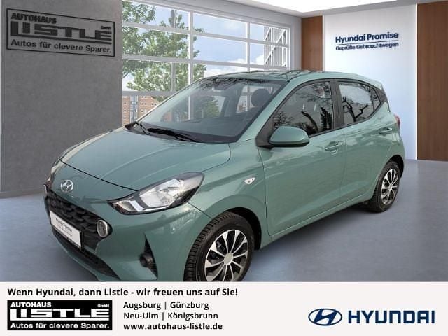 Gebraucht Hyundai i10 Select 67 PS (49 kW) 2023 Gruen Kleinwagen
