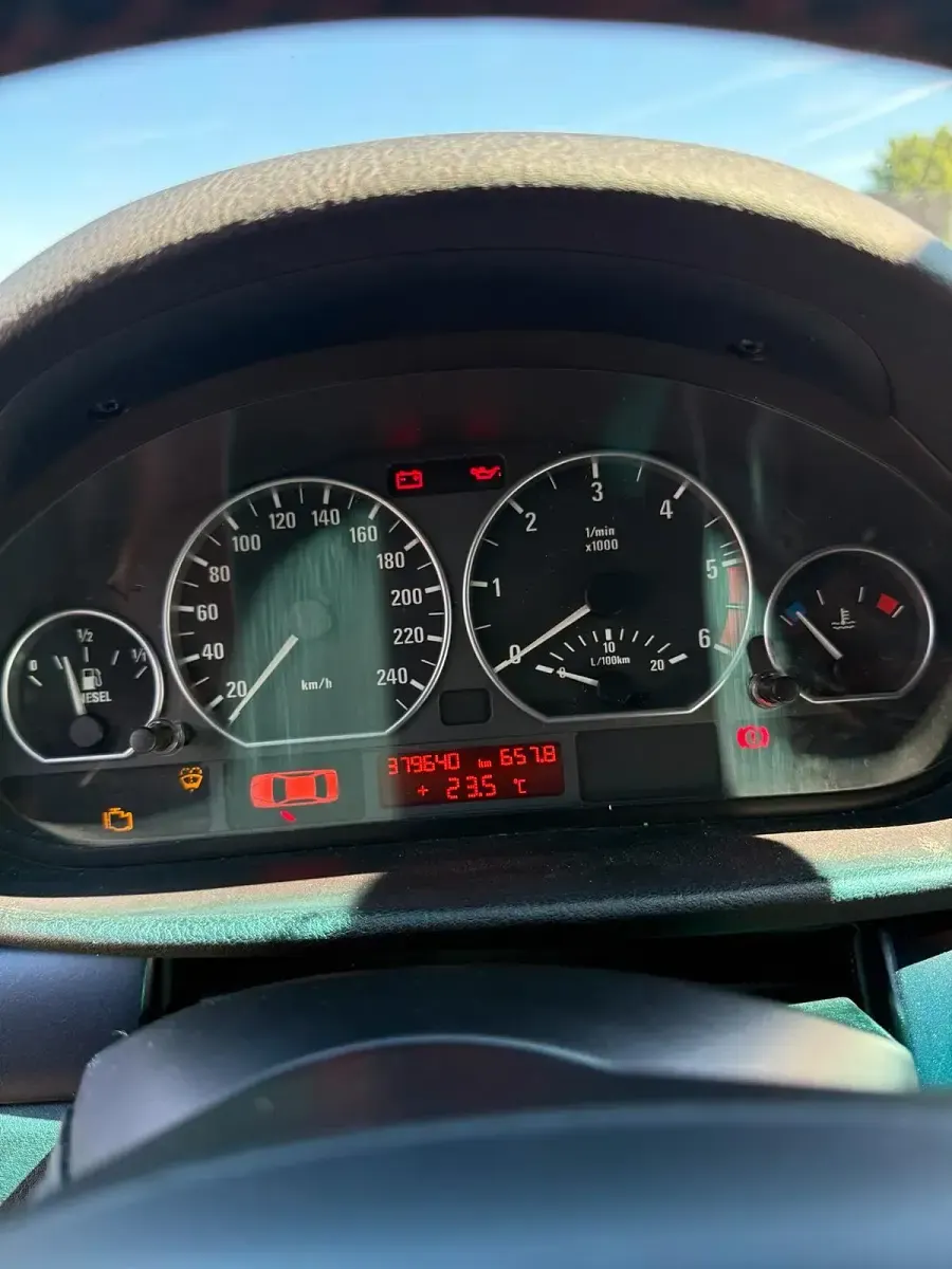 Używany BMW 320 M Sport 170 KM (125 kW) 2004 Niebieski Kombi