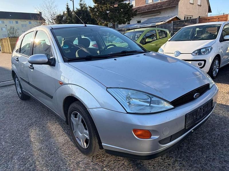 Gebraucht Ford Focus 101 PS (74 kW) 2001 Other Limousine